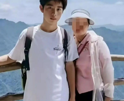 <strong>被骗缅甸高考生好友:他极少接触手机</strong>