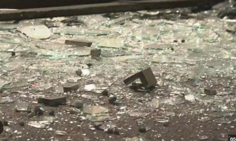 <strong>日本震中突发大火 民众开车逃命</strong>