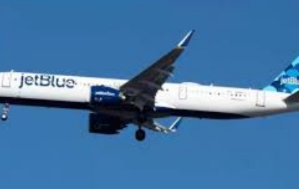 捷蓝航空航班险些与美军加油机相撞