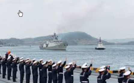 <strong>越南海军舰艇编队抵达广西</strong>