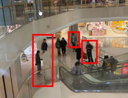 <strong>前方等位3200桌 女子排队到崩溃</strong>