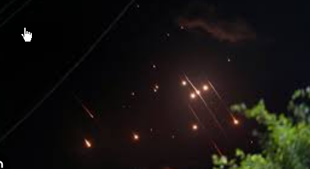 <strong>伊朗对以色列南部发动导弹袭击</strong>