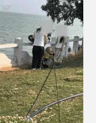 <strong>警方回应男子将电动自行车扔入滇池</strong>