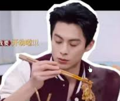 <strong>王鹤棣家炸串店3日内差评不到10条</strong>
